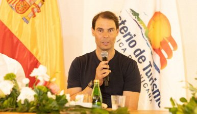 Rafael Nadal tham gia vào 'cơn sốt' pickleball
