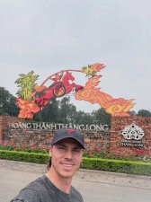 Tay vợt top 4 PPA Christian Alshon đi thăm Hoàng thành Thăng Long, ngỡ ngàng vì pickleball phủ khắp phố phường tại Việt Nam