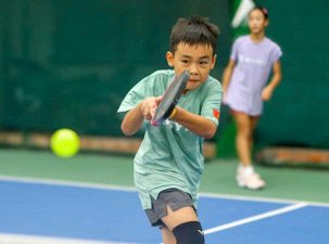 Trẻ em có nên học pickleball, thay vì tennis, bóng bàn, cầu lông?