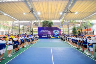Hàng trăm bác sĩ, dược sĩ thi đấu giải pickleball gây quỹ mổ tim cho trẻ em nghèo