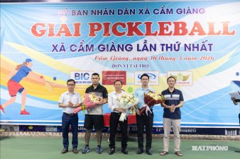48 cây vợt tranh tài tại Giải Pickleball xã Cẩm Giàng
