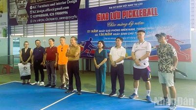 Giao lưu Pickleball chào mừng 136 năm Ngày sinh Chủ tịch Hồ Chí Minh tại Lào