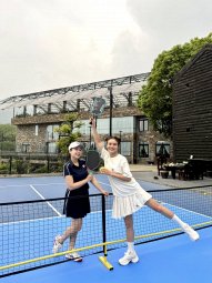 Cận cảnh biệt phủ 10.000m2 có cả biệt thự 10 phòng ngủ lẫn sân pickleball của nữ NSND 44 tuổi