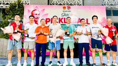 Xã Kim Liên bế mạc giải Pickleball chào mừng Lễ hội Làng Sen năm 2026
